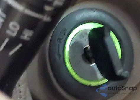 1996 Toyota Avalon Xl/Xls z USA, uszkodzony, nr VIN 4T1BF12B8TU103588